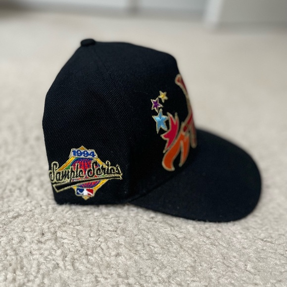 Atlanta Braves Tomahawk Snapback - Picture 3 of 5